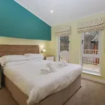 High View * Windermere